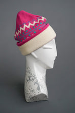 Charger l&#39;image dans la galerie, Tuque vintage en laine rose
