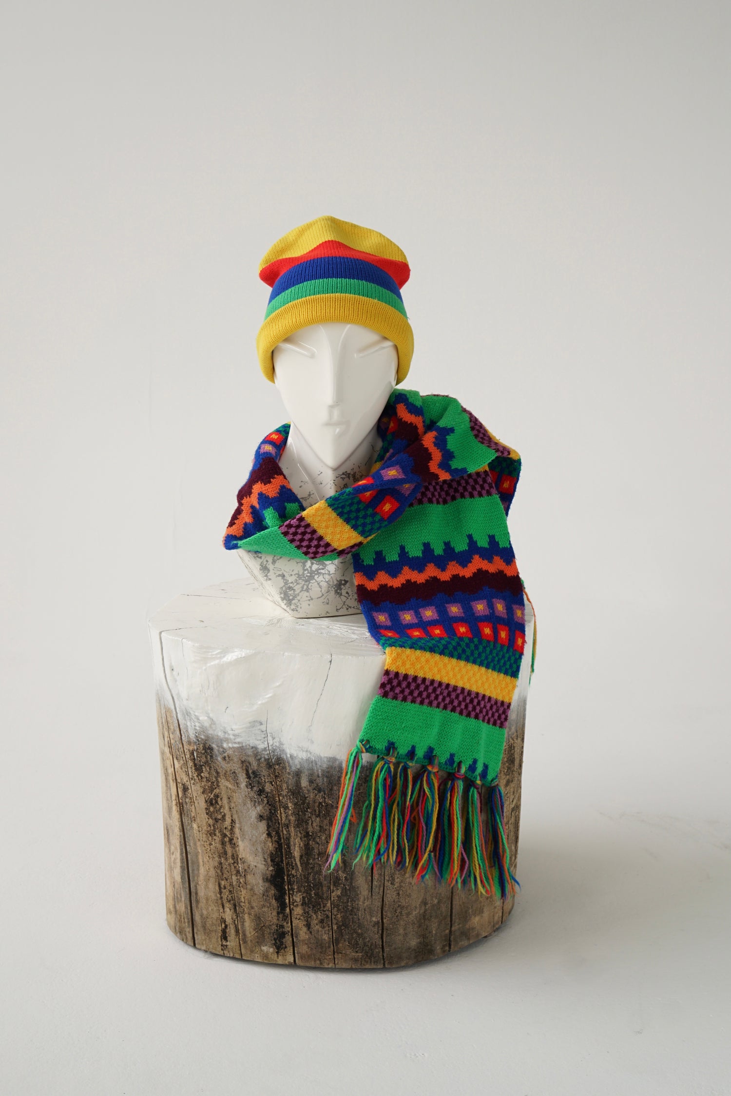 Insane vintage kit, beanie size S-M with colored scarf