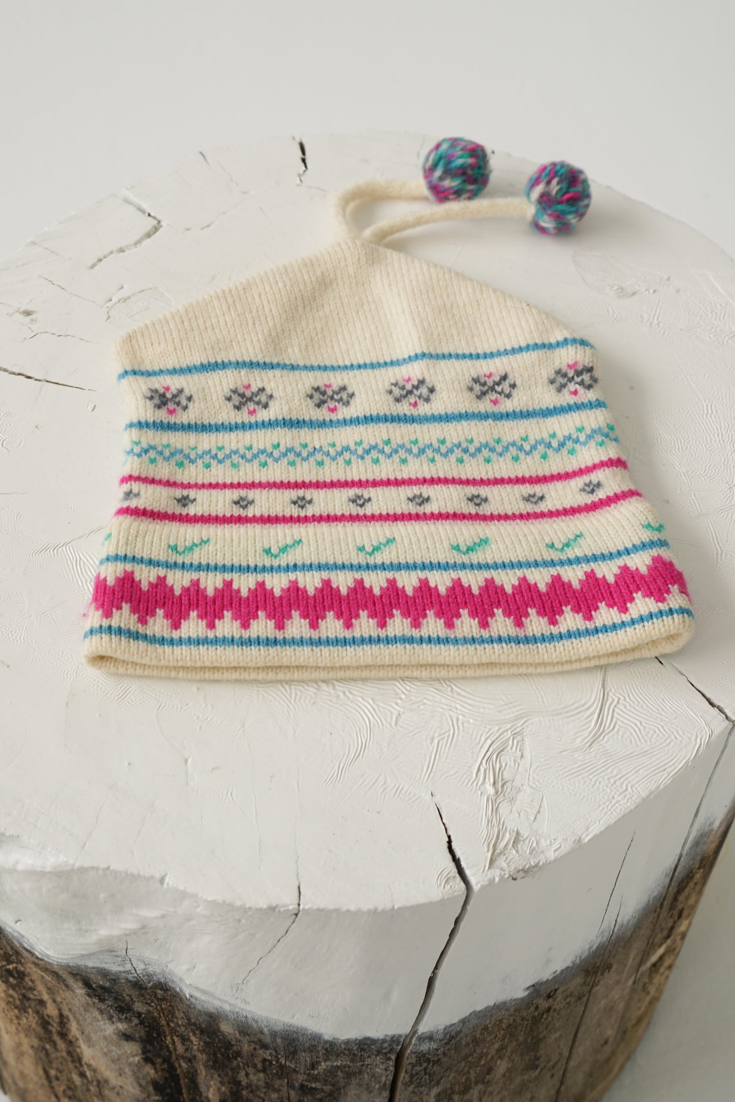Vintage wool Murray Merkley beige beanie with patterns size S