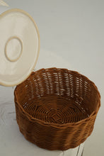 Charger l&#39;image dans la galerie, Trio de bol en céramique allant au four avec paniers en rotin

