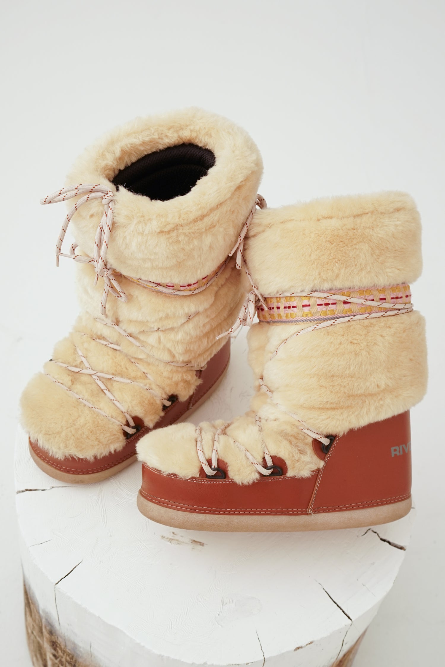Moonboots en fausse fourrure Bliss neuve pour femme pointure 9