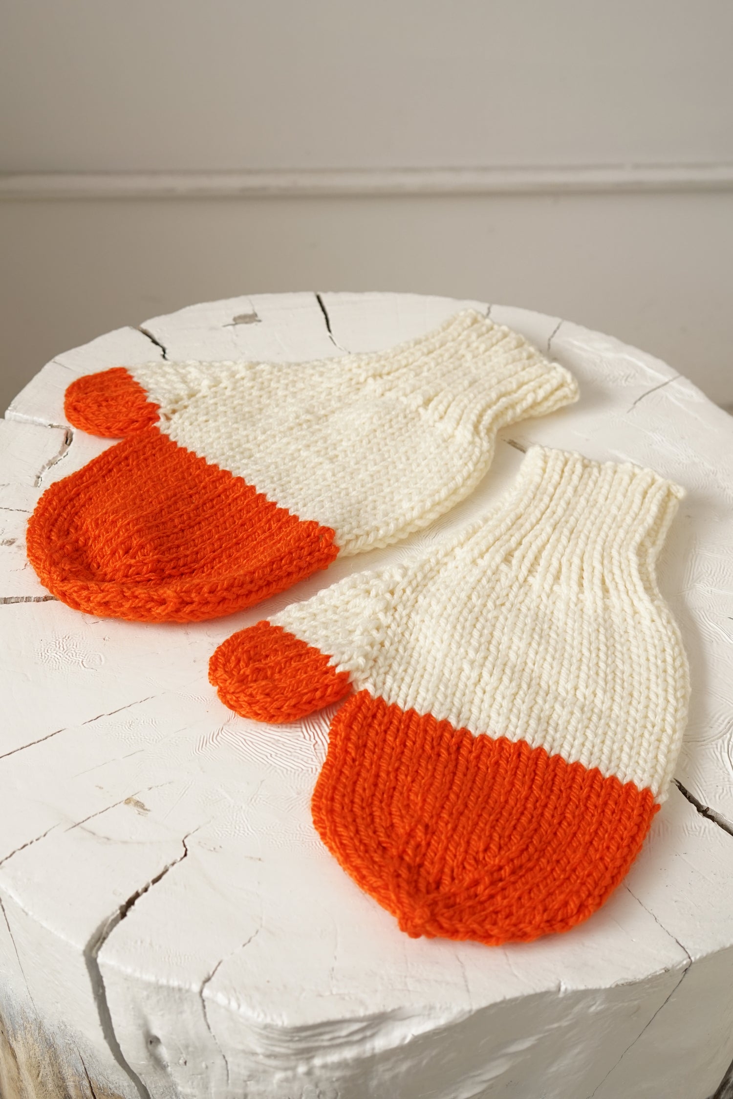 Mitaines en tricot vintage blanche et orange jamais portées XL