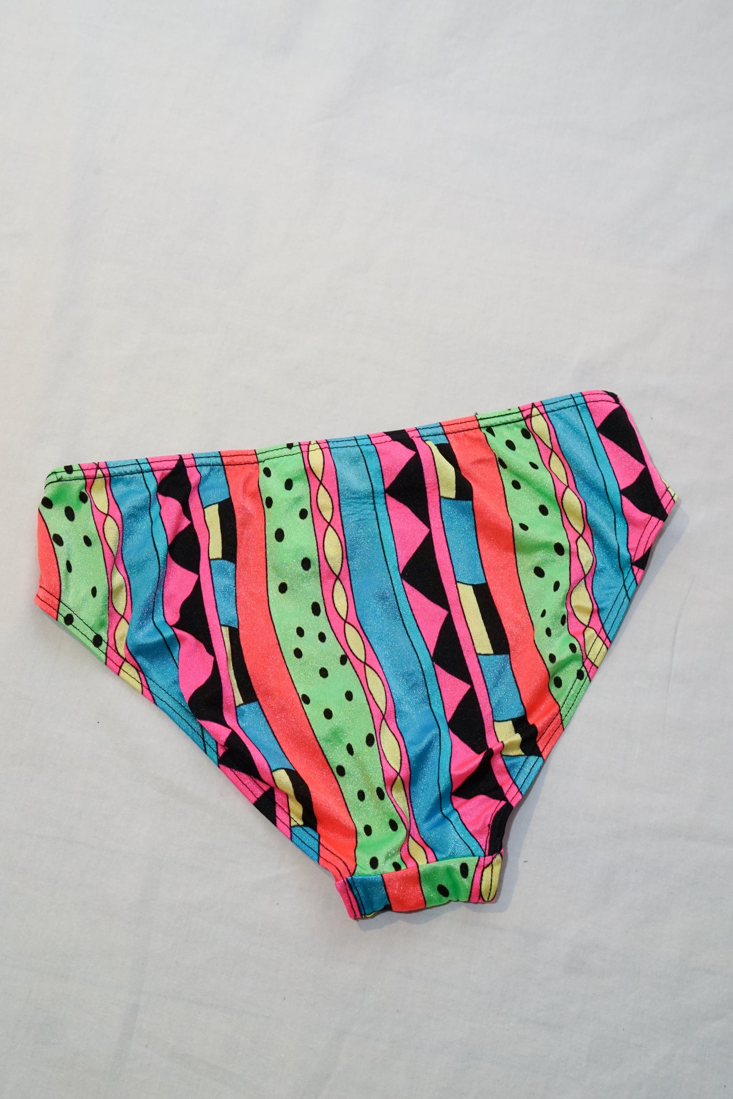 Culotte maillot rétro 90s taille 12 (plus comme XS-S)