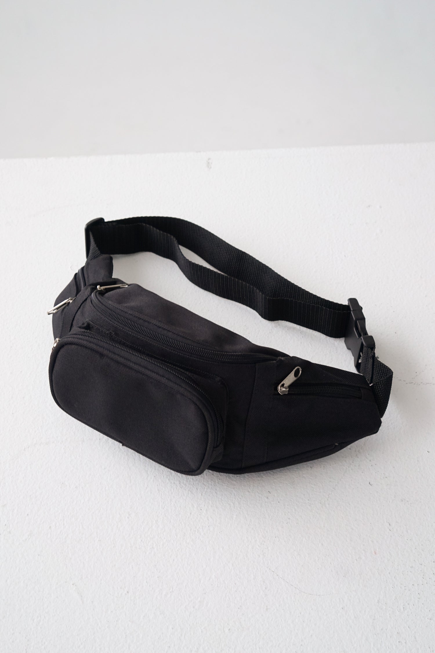 Sac banane multi poches noir