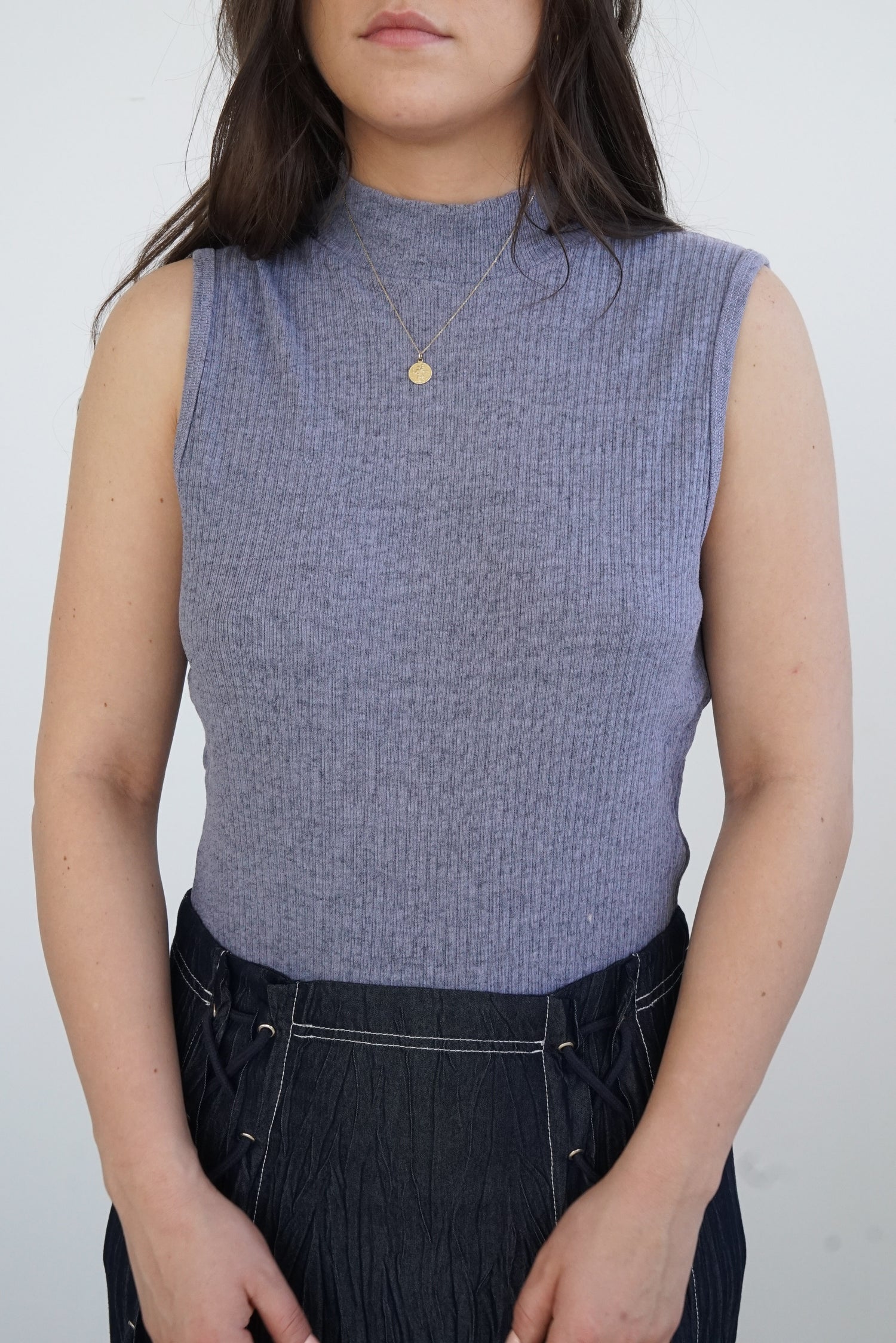 Camisole turtleneck taille M 100% coton faite au Canada